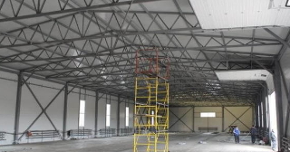 Быстровозводимые склады и ангары из сэндвич панелей в Качканаре - Строй-Кчк от 20342 руб.